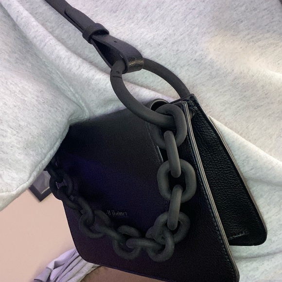 Black purse - Picture 2 of 9